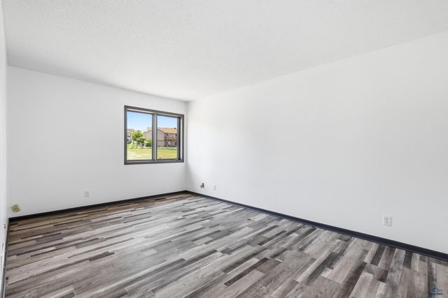 4111 WILD FLOWER DR, Rapid City, SD 57701
