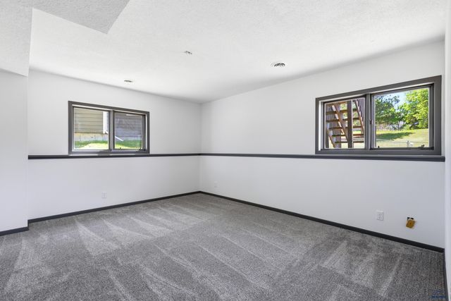 4111 WILD FLOWER DR, Rapid City, SD 57701