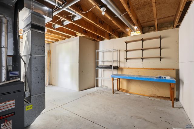 4111 WILD FLOWER DR, Rapid City, SD 57701