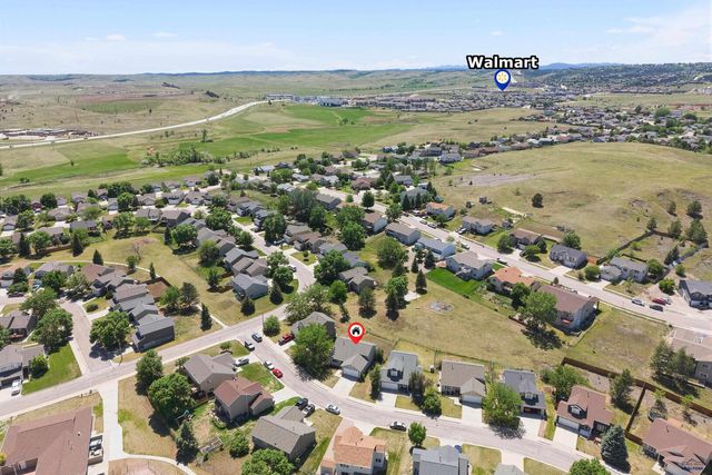 4111 WILD FLOWER DR, Rapid City, SD 57701
