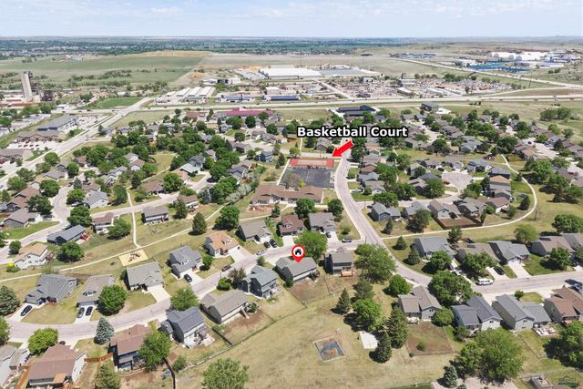 4111 WILD FLOWER DR, Rapid City, SD 57701