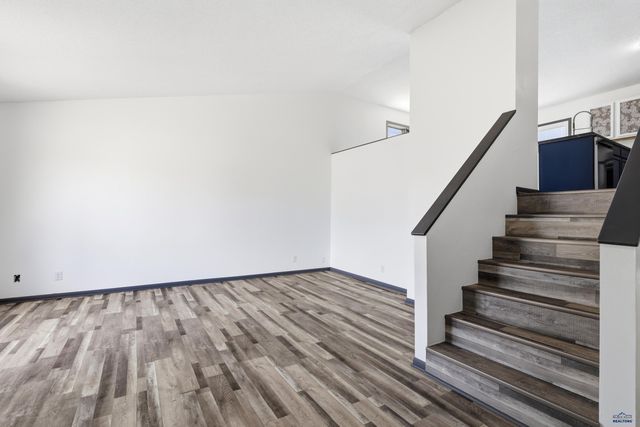 4111 WILD FLOWER DR, Rapid City, SD 57701