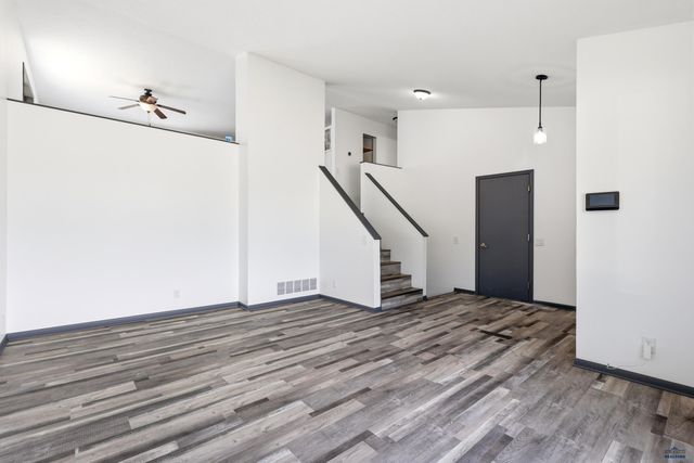 4111 WILD FLOWER DR, Rapid City, SD 57701