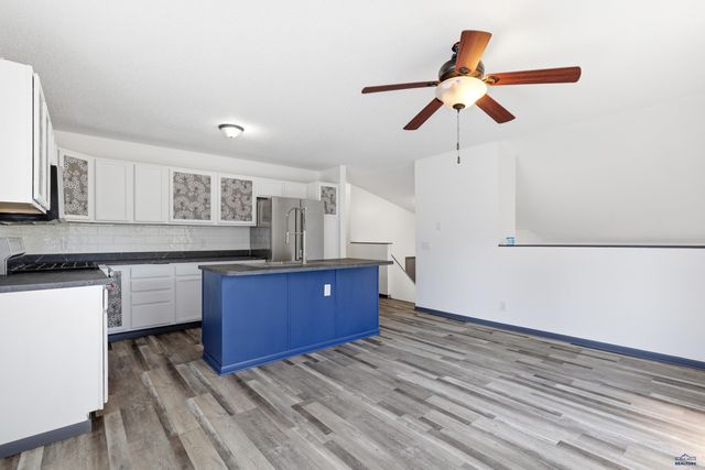 4111 WILD FLOWER DR, Rapid City, SD 57701