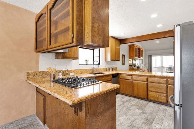 12780 Santa Anita Trail, Victorville, CA 92395