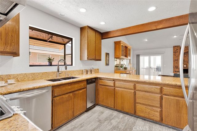 12780 Santa Anita Trail, Victorville, CA 92395