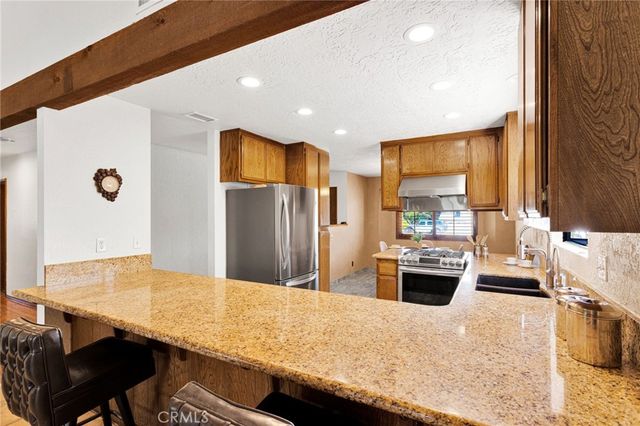 12780 Santa Anita Trail, Victorville, CA 92395