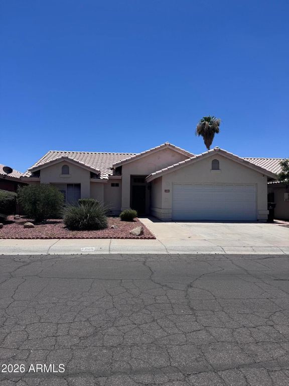 1305 W Villa Maria Drive, Phoenix, AZ 85023