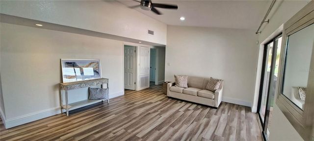 2400 LAUDERDALE COURT, Orlando, FL 32805