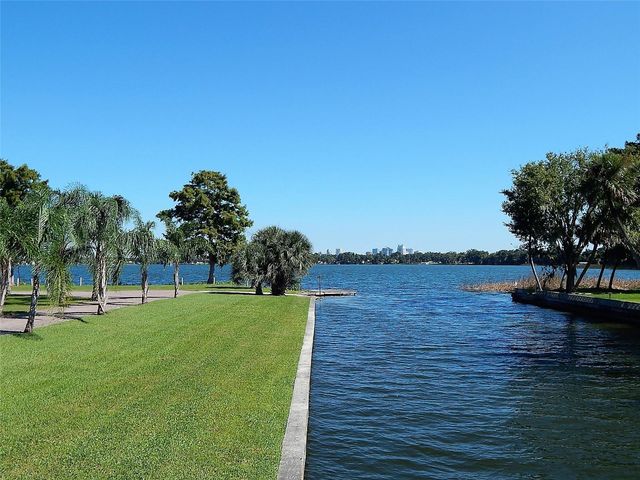 2400 LAUDERDALE COURT, Orlando, FL 32805