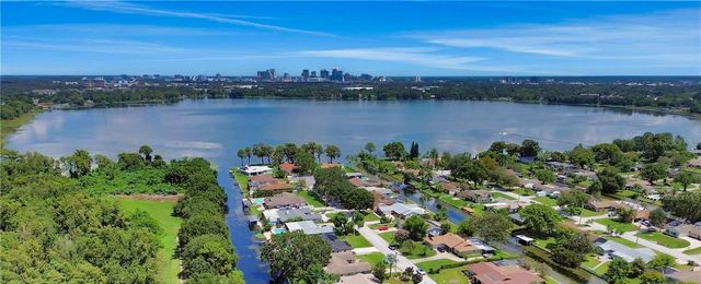 2400 LAUDERDALE COURT, Orlando, FL 32805