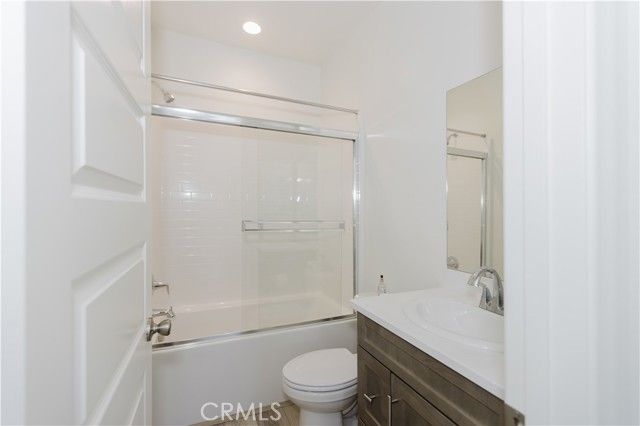 2811 Elderflower Street, Spring Valley, CA 91977