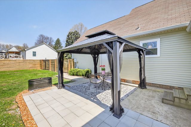 3929 Cambridge Ct, Culleoka, TN 38451