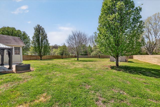 3929 Cambridge Ct, Culleoka, TN 38451