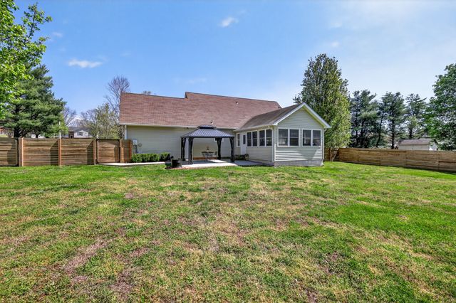 3929 Cambridge Ct, Culleoka, TN 38451