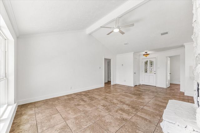 10111 Limewood Lane, Sugar Land, TX 77498