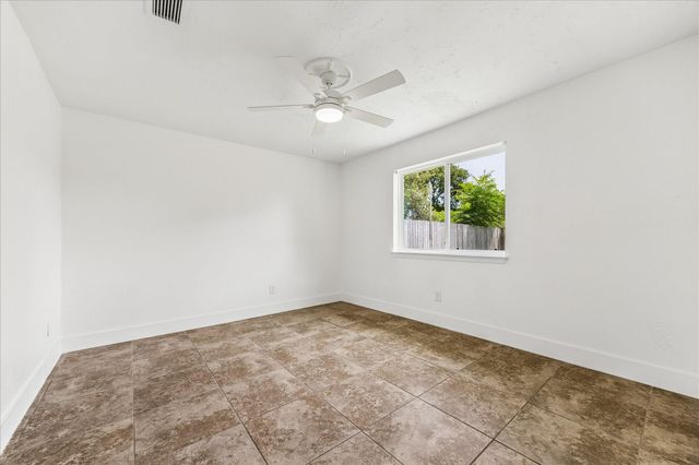 10111 Limewood Lane, Sugar Land, TX 77498