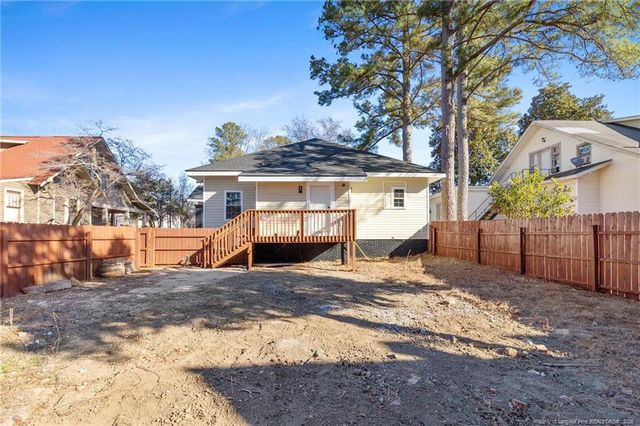 503 W Harnett Street, Dunn, NC 28334