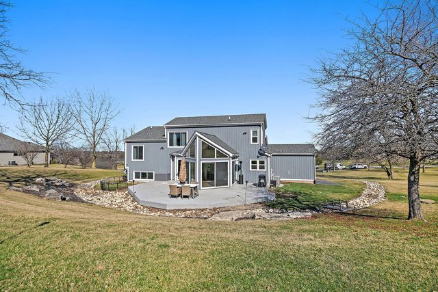 45W169 Hillview Lane, Hampshire, IL 60140