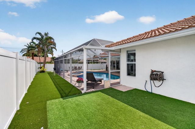 22052 Martella Avenue, Boca Raton, FL 33433