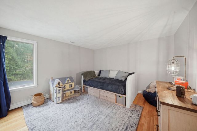 150-R Winona St, Peabody, MA 01960