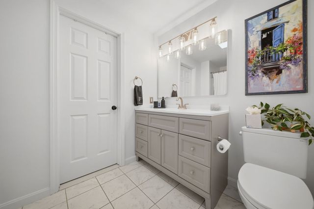 150-R Winona St, Peabody, MA 01960