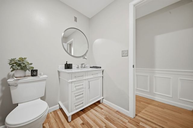 150-R Winona St, Peabody, MA 01960