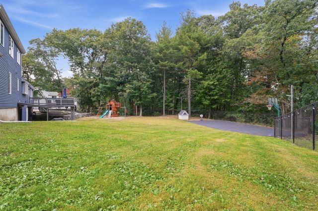 150-R Winona St, Peabody, MA 01960