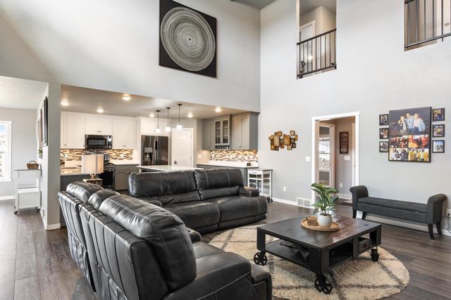 2153 POTTER DRIVE, De Pere, WI 54115