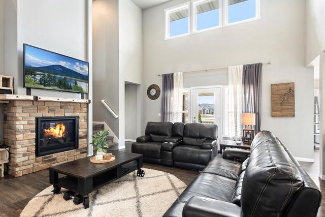 2153 POTTER DRIVE, De Pere, WI 54115