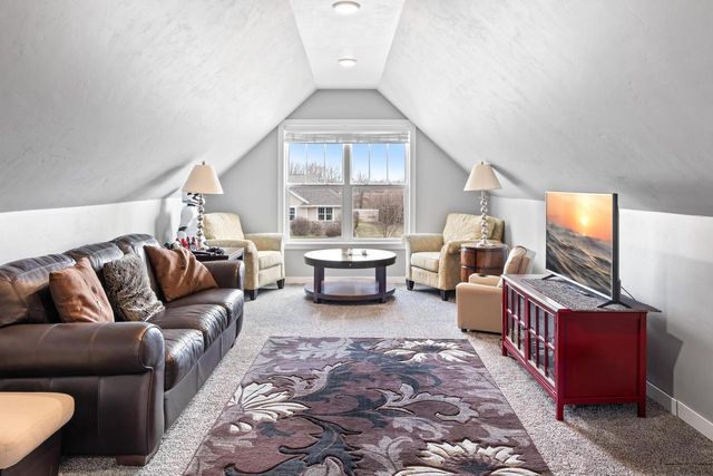2153 POTTER DRIVE, De Pere, WI 54115