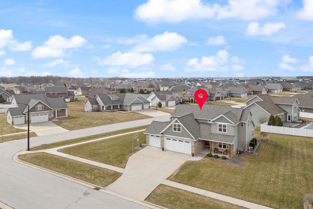 2153 POTTER DRIVE, De Pere, WI 54115