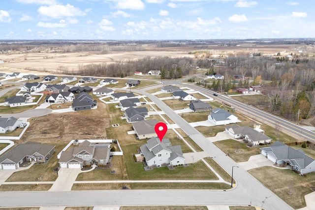 2153 POTTER DRIVE, De Pere, WI 54115