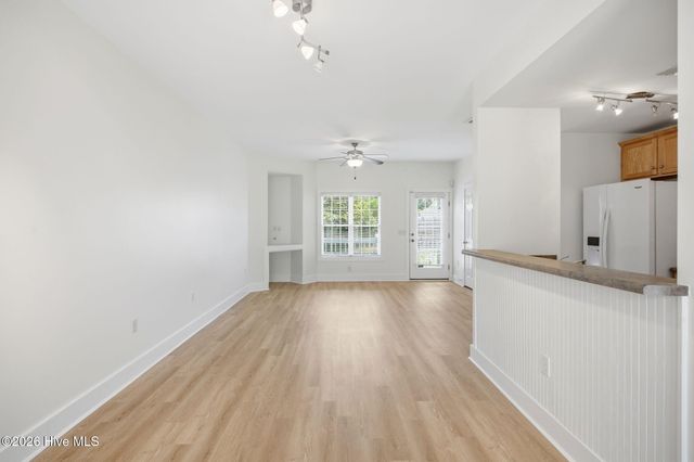 2308 Wrightsville Avenue Apt 202, Wilmington, NC 28403