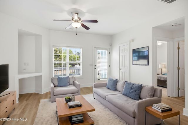2308 Wrightsville Avenue Apt 202, Wilmington, NC 28403