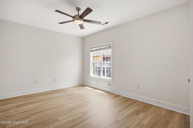 2308 Wrightsville Avenue Apt 202, Wilmington, NC 28403