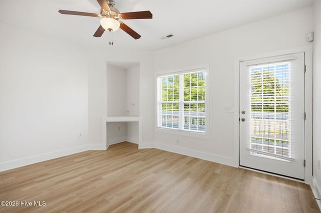 2308 Wrightsville Avenue Apt 202, Wilmington, NC 28403