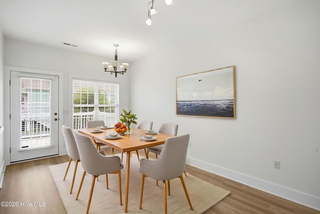 2308 Wrightsville Avenue Apt 202, Wilmington, NC 28403