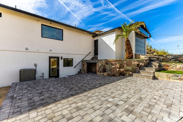 1402 E LAS PALMARITAS Drive, Phoenix, AZ 85020