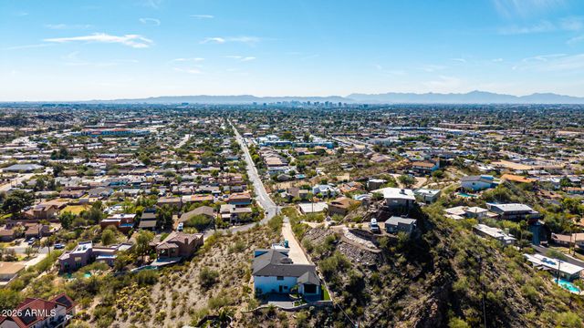 1402 E LAS PALMARITAS Drive, Phoenix, AZ 85020