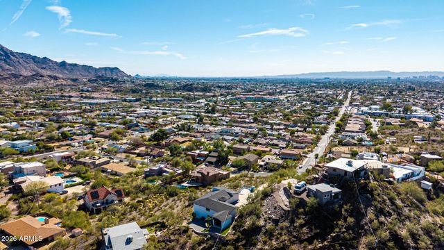 1402 E LAS PALMARITAS Drive, Phoenix, AZ 85020