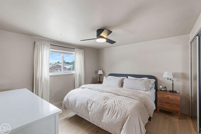 2351 Michael Drive, Sterling Heights, MI 48310