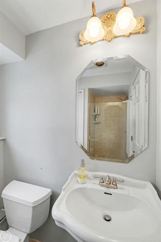 2351 Michael Drive, Sterling Heights, MI 48310