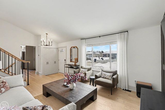 2351 Michael Drive, Sterling Heights, MI 48310