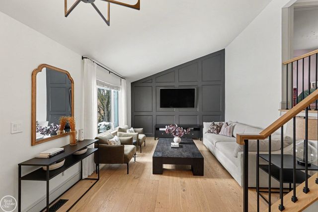 2351 Michael Drive, Sterling Heights, MI 48310