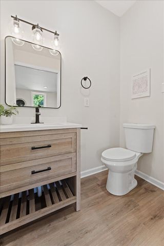 276 W 8th Street, Covington, KY 41011