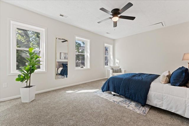 276 W 8th Street, Covington, KY 41011