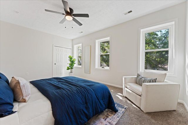 276 W 8th Street, Covington, KY 41011