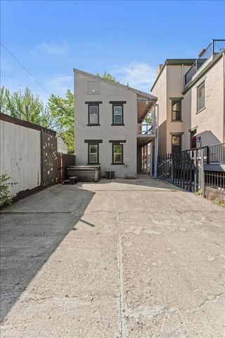 276 W 8th Street, Covington, KY 41011