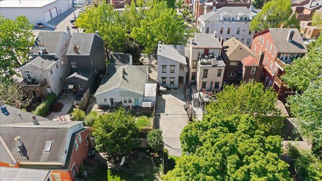 276 W 8th Street, Covington, KY 41011